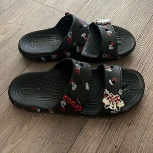 Disney Minnie crocs slip on sandals